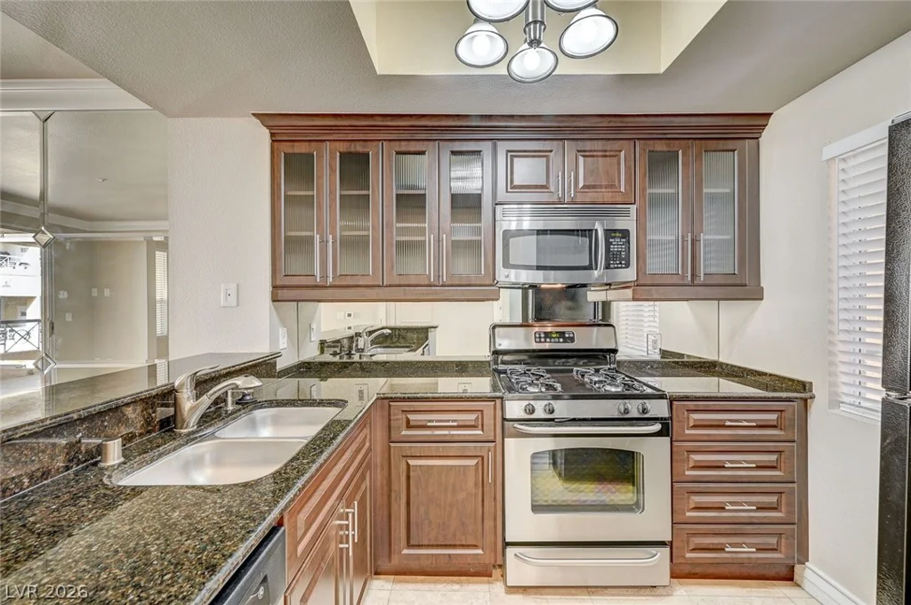 210 Flamingo, Las Vegas, NV 89169