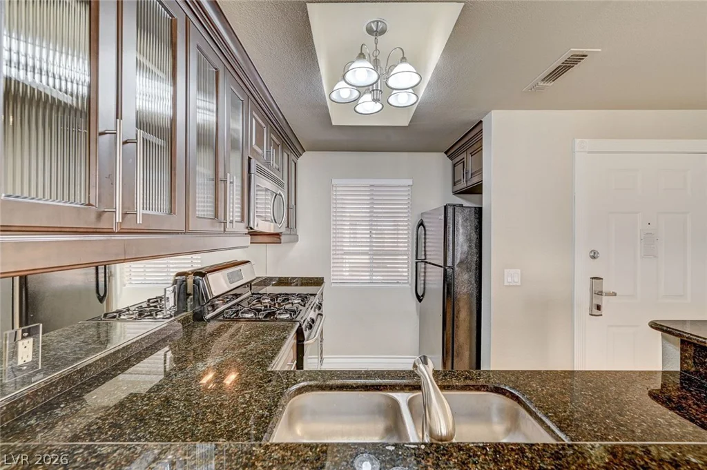 210 Flamingo, Las Vegas, NV 89169