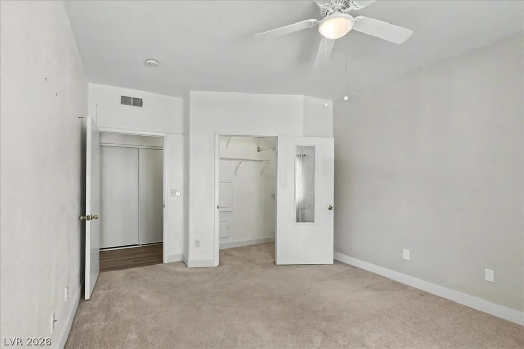 5751 Hacienda, Las Vegas, NV 89122