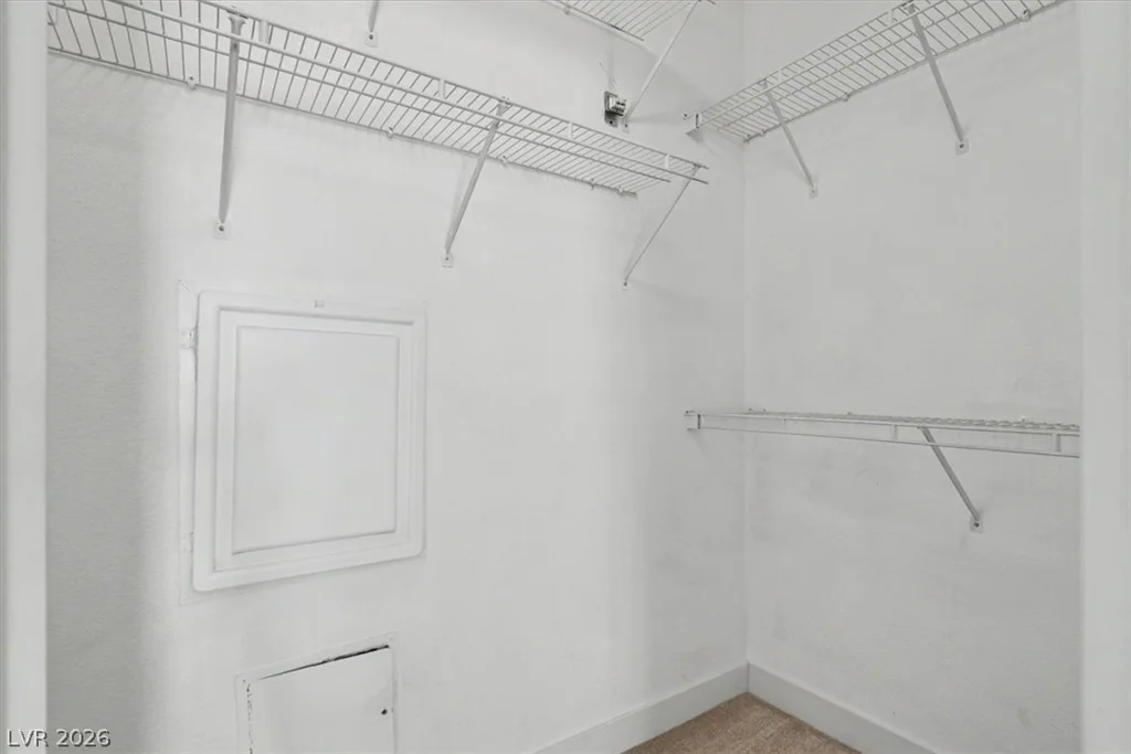 5751 Hacienda, Las Vegas, NV 89122