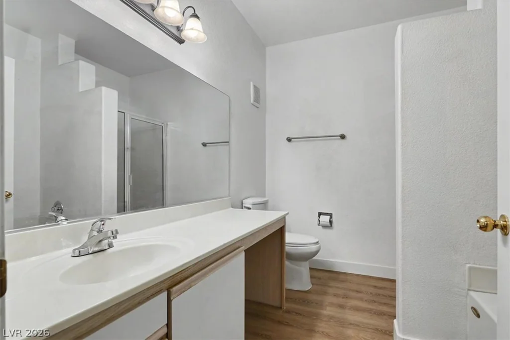 5751 Hacienda, Las Vegas, NV 89122