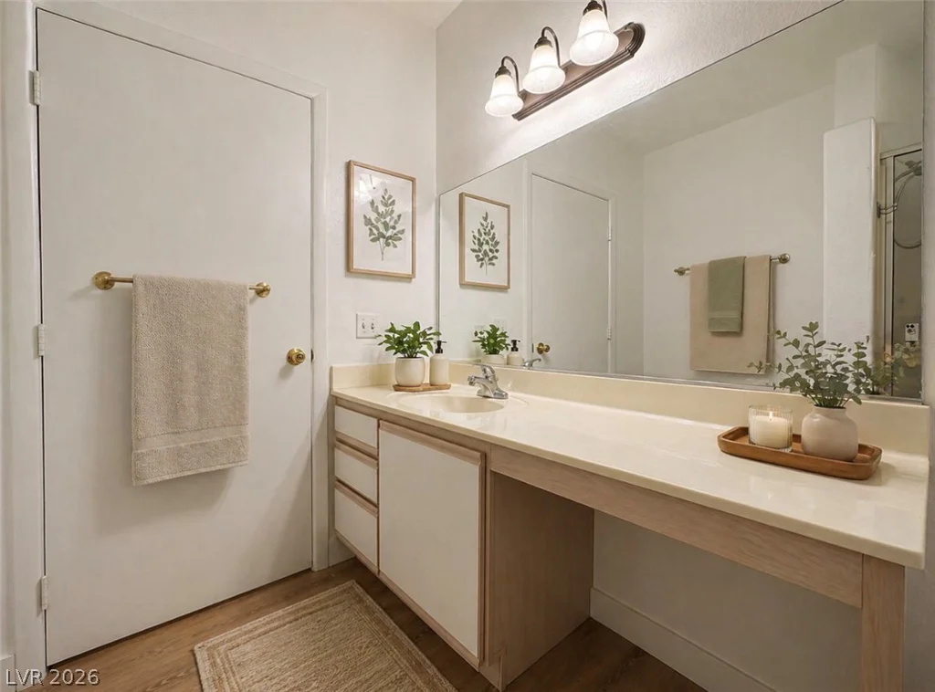 5751 Hacienda, Las Vegas, NV 89122