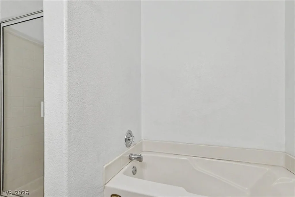 5751 Hacienda, Las Vegas, NV 89122
