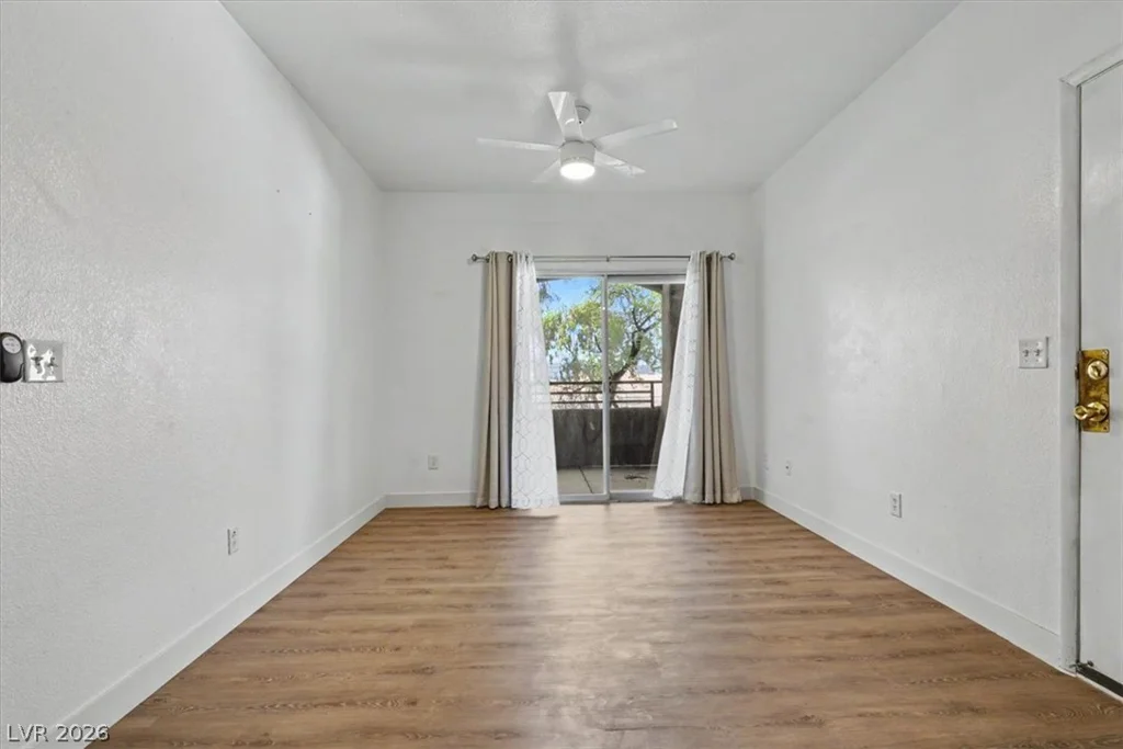 5751 Hacienda, Las Vegas, NV 89122