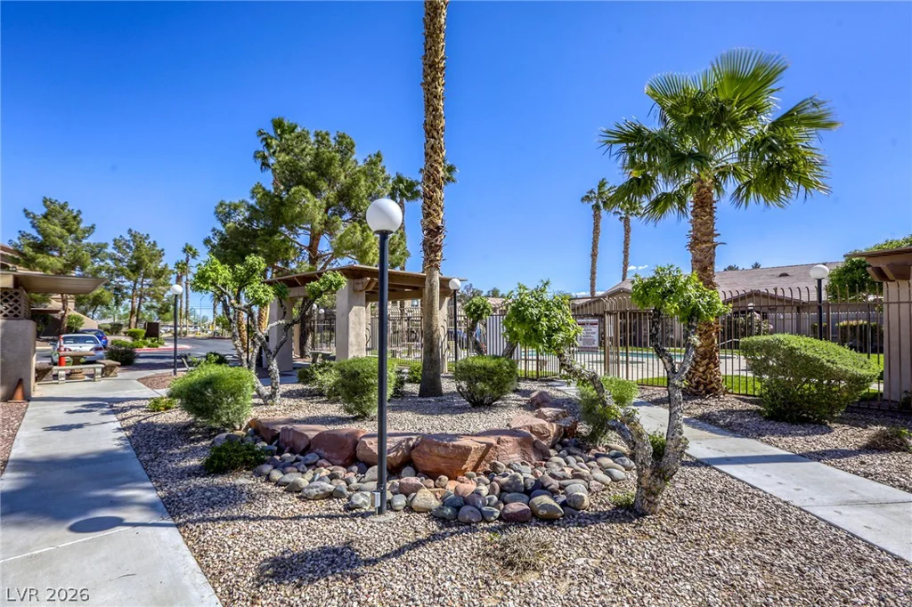 5751 Hacienda, Las Vegas, NV 89122