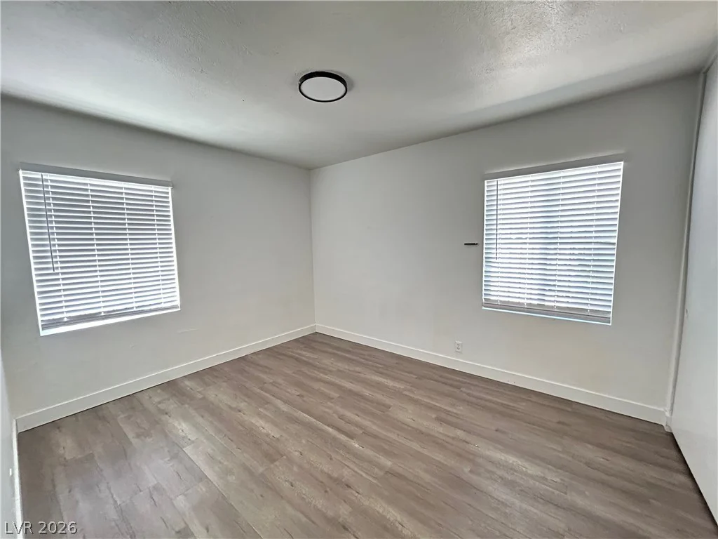 1711 Santa Paula, Las Vegas, NV 89104