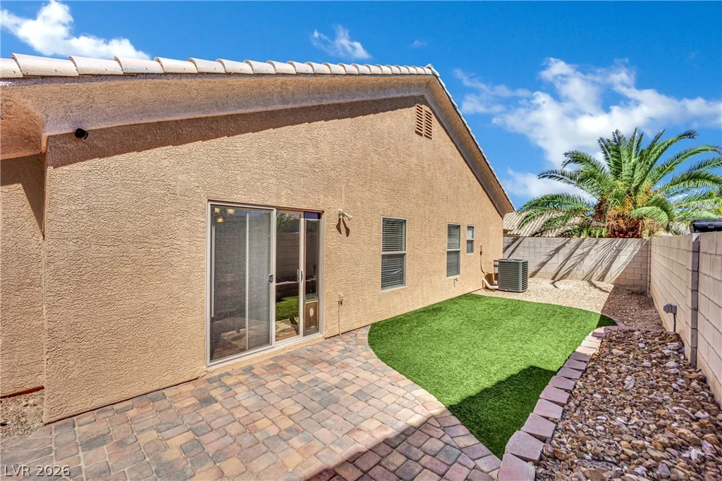86 Harbor Coast, Las Vegas, NV 89148