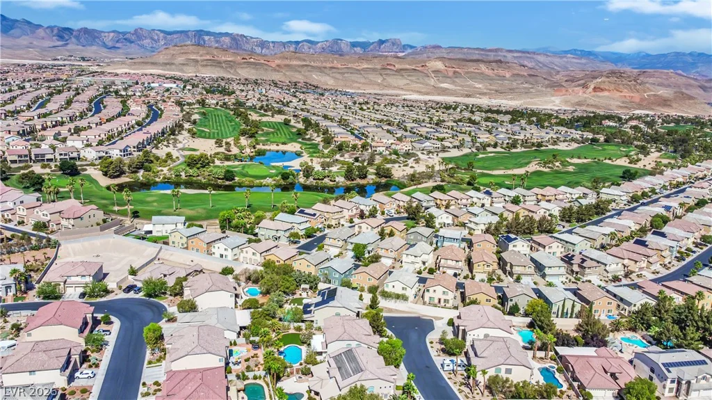 86 Harbor Coast, Las Vegas, NV 89148