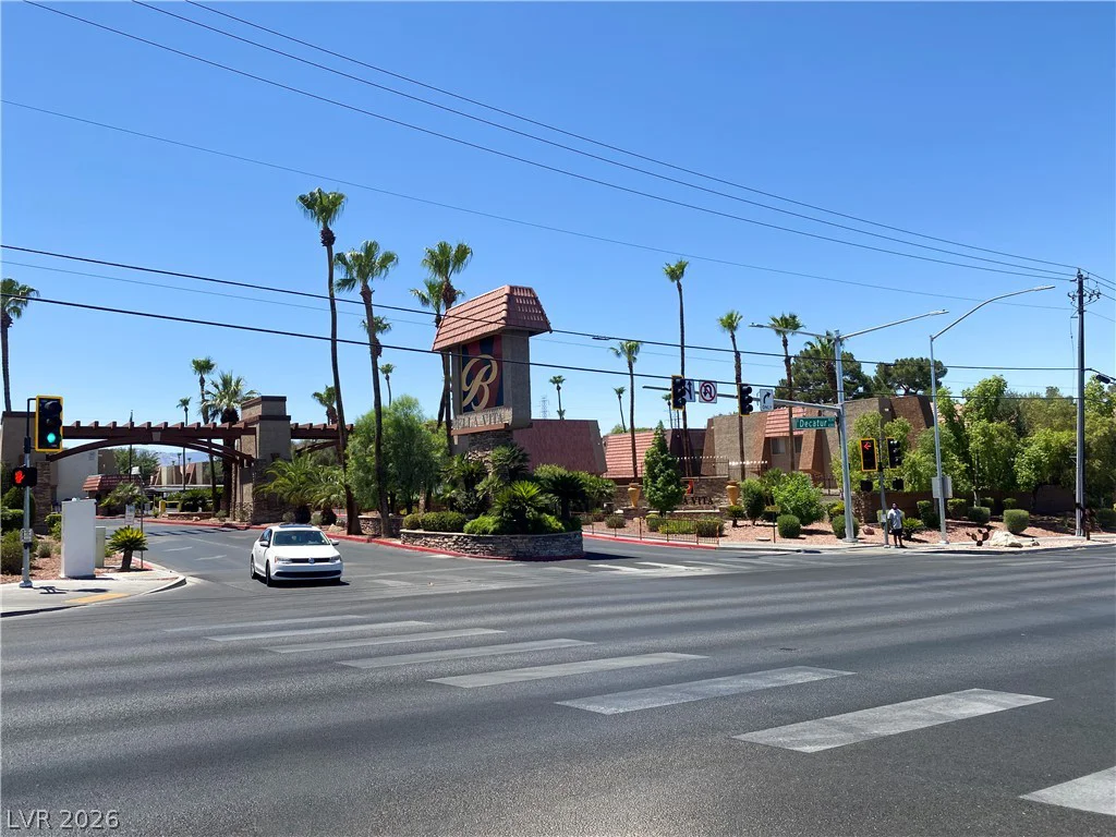 5160 Indian River, Las Vegas, NV 89103