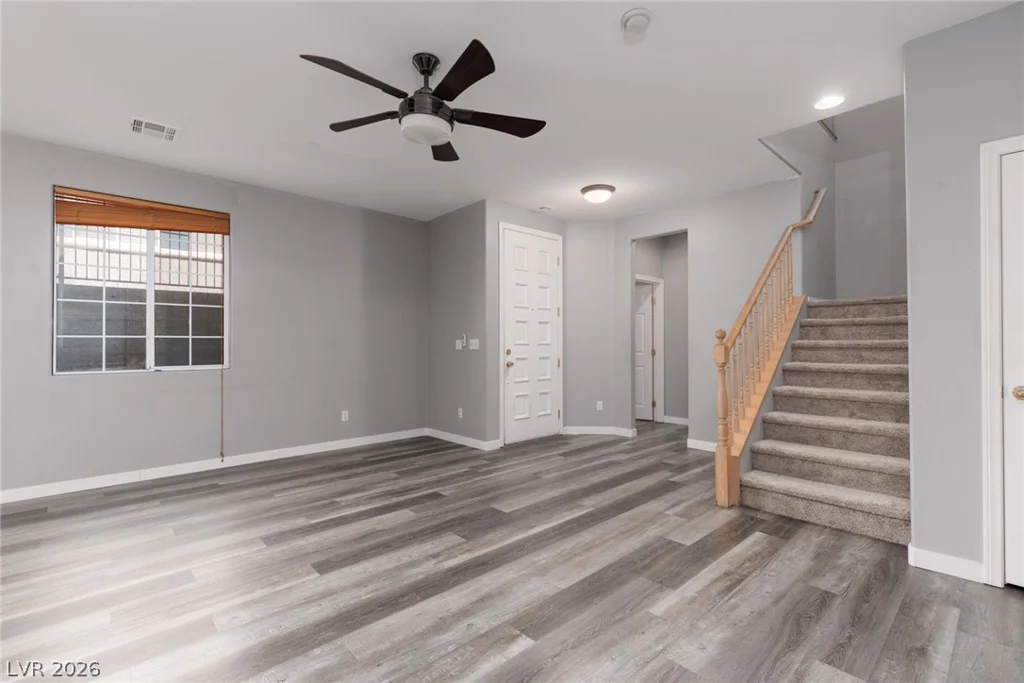 7945 Crimson Point, Las Vegas, NV 89149