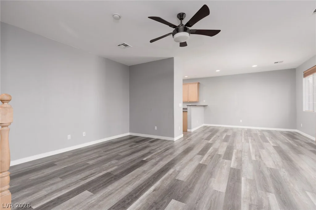 7945 Crimson Point, Las Vegas, NV 89149