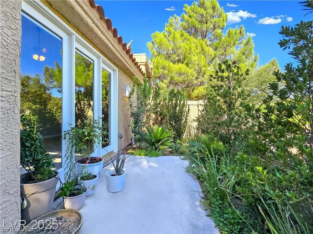 5008 Shoal Creek, Las Vegas, NV 89113