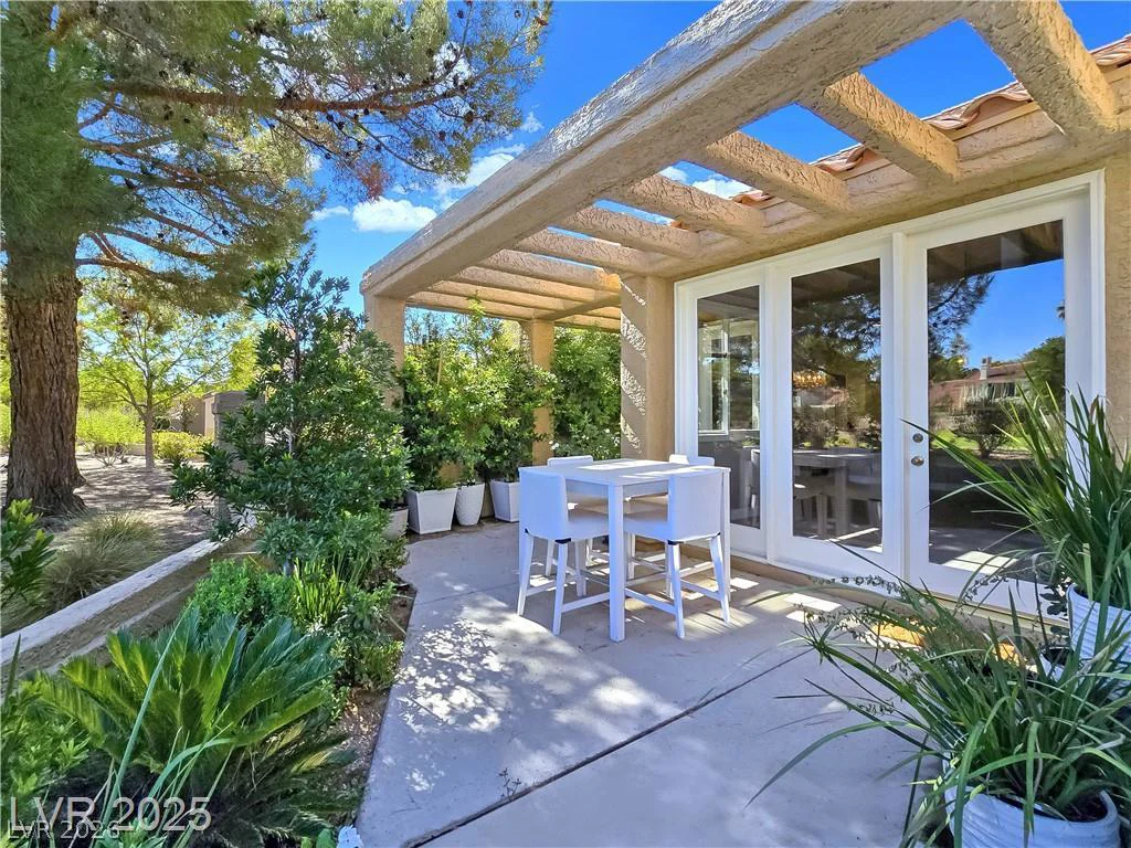 5008 Shoal Creek, Las Vegas, NV 89113