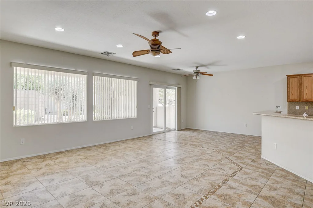 2545 Eclipsing Stars, Henderson, NV 89044