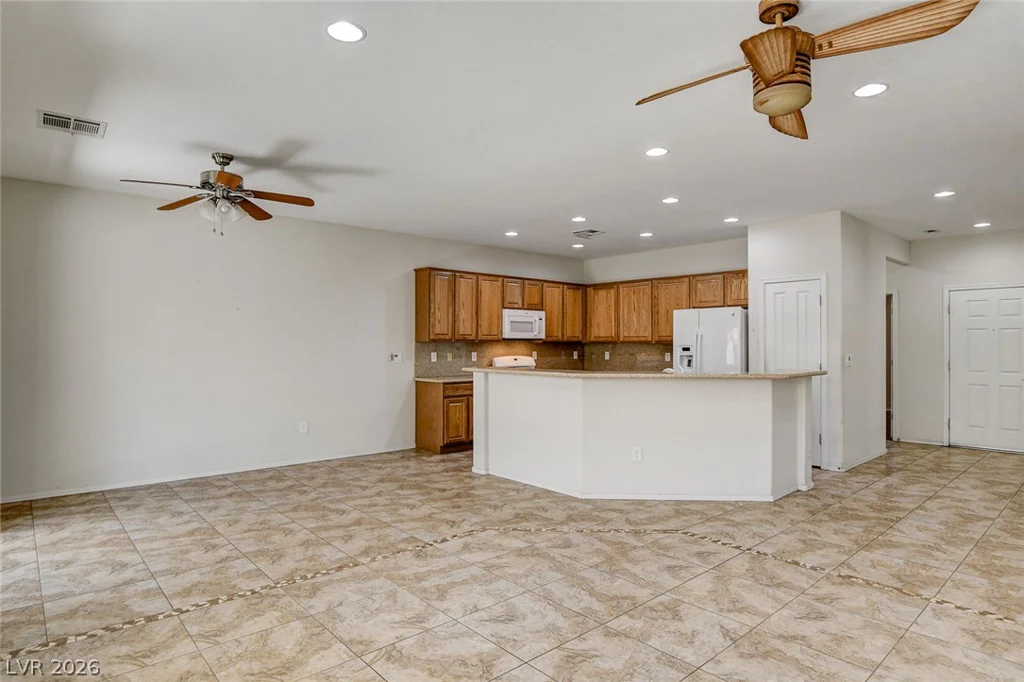 2545 Eclipsing Stars, Henderson, NV 89044