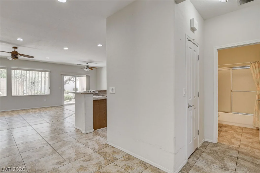2545 Eclipsing Stars, Henderson, NV 89044