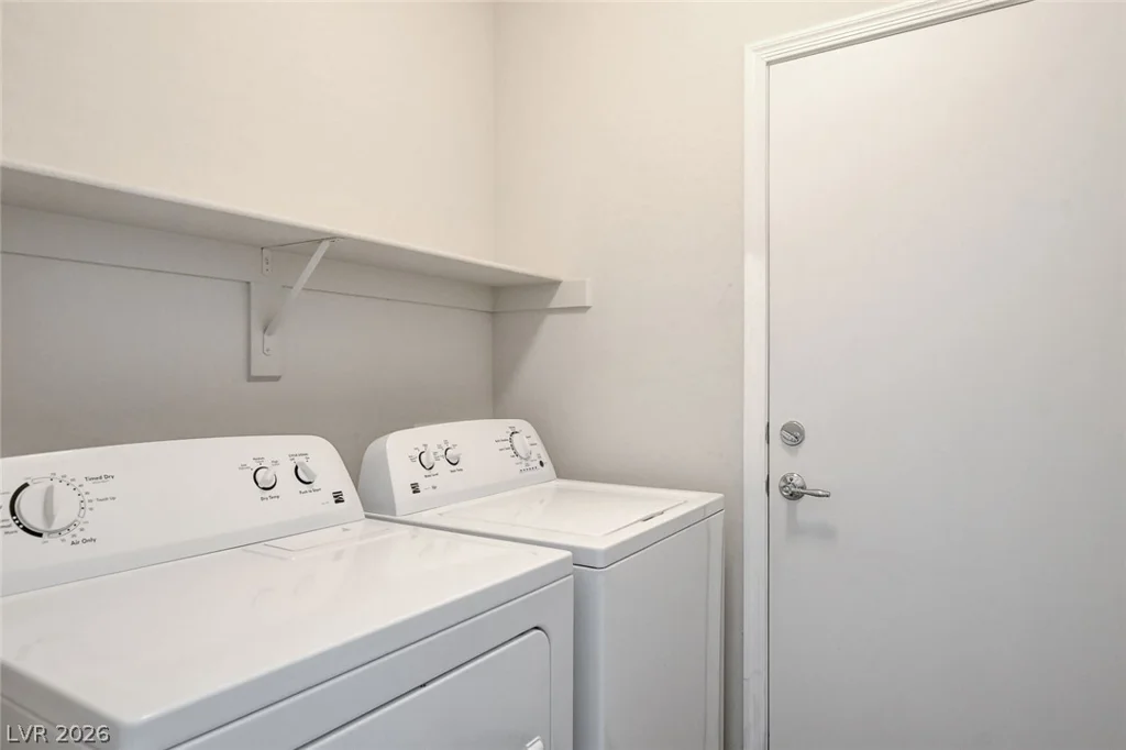 2545 Eclipsing Stars, Henderson, NV 89044