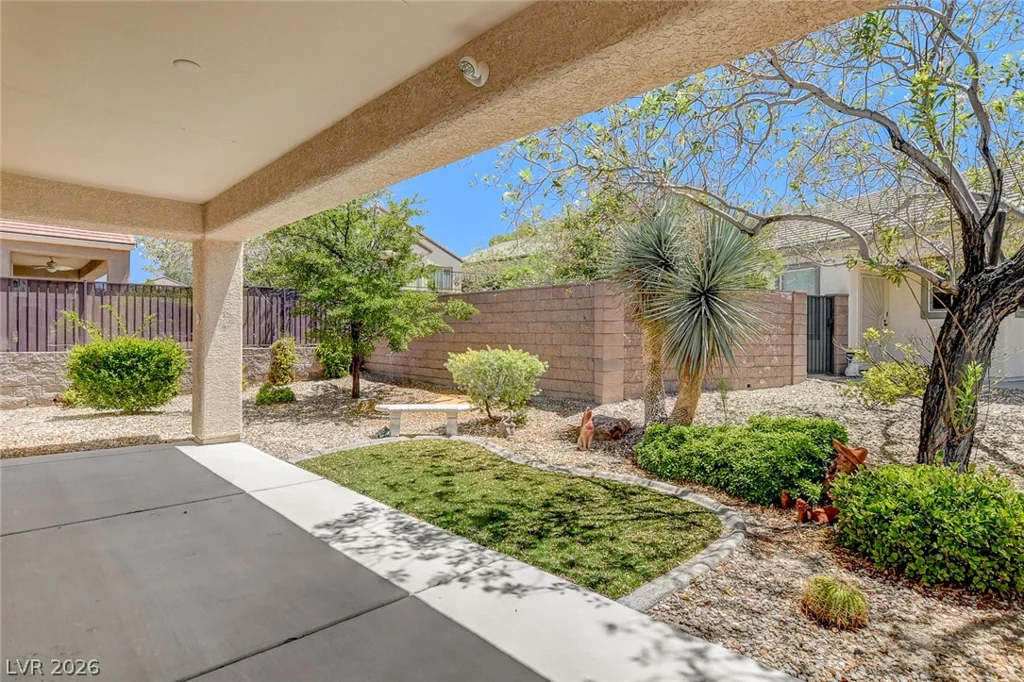 2545 Eclipsing Stars, Henderson, NV 89044