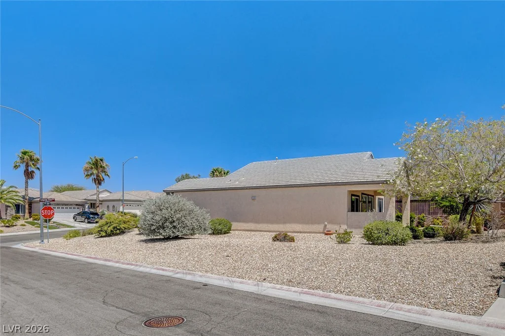 2545 Eclipsing Stars, Henderson, NV 89044