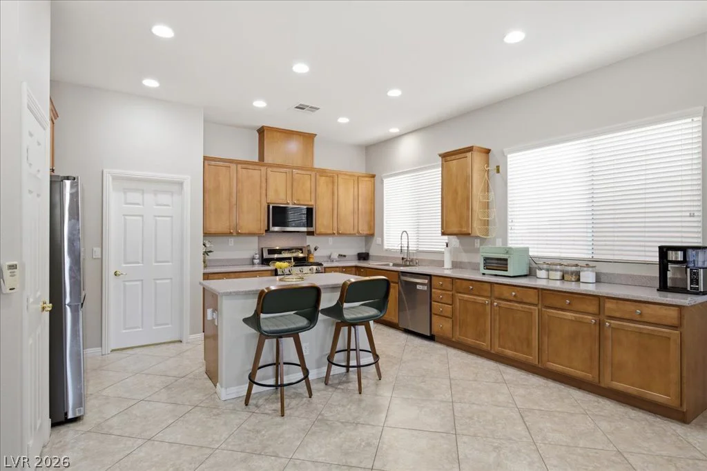 6552 Arrowbear, North Las Vegas, NV 89084
