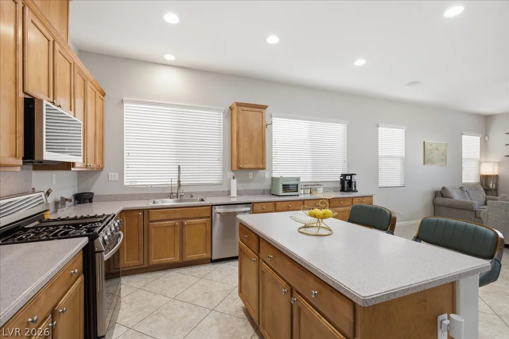6552 Arrowbear, North Las Vegas, NV 89084