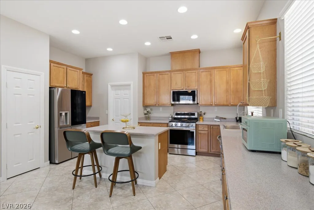 6552 Arrowbear, North Las Vegas, NV 89084