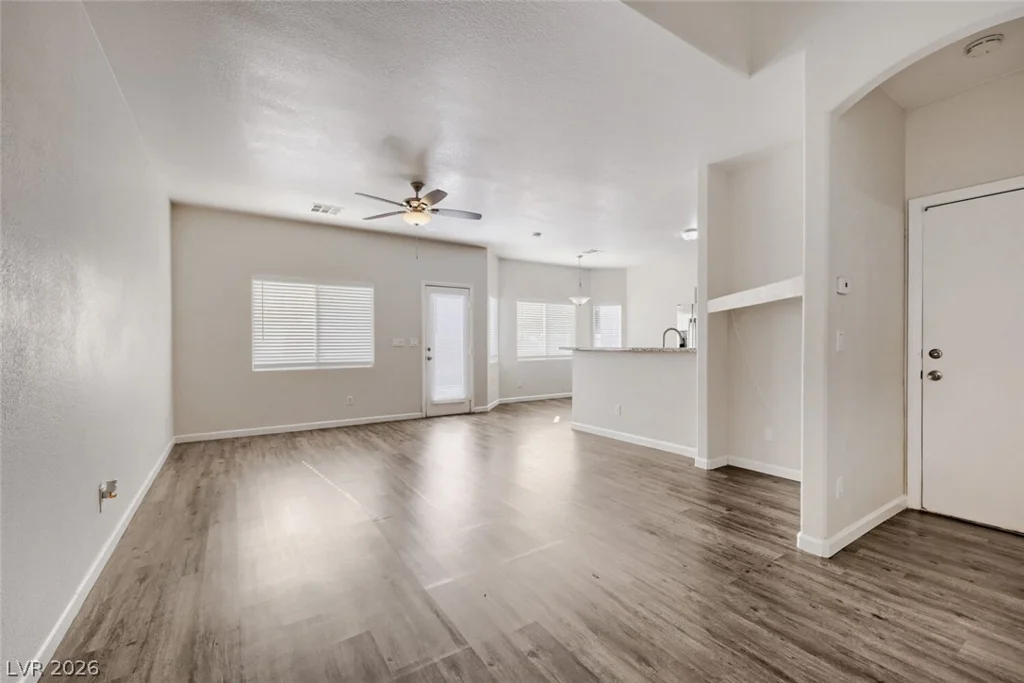 5974 Gentleslope, Henderson, NV 89011
