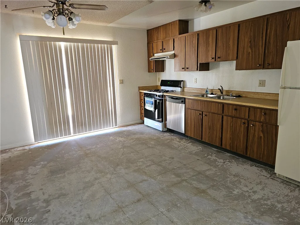 246 Winona, Henderson, NV 89015