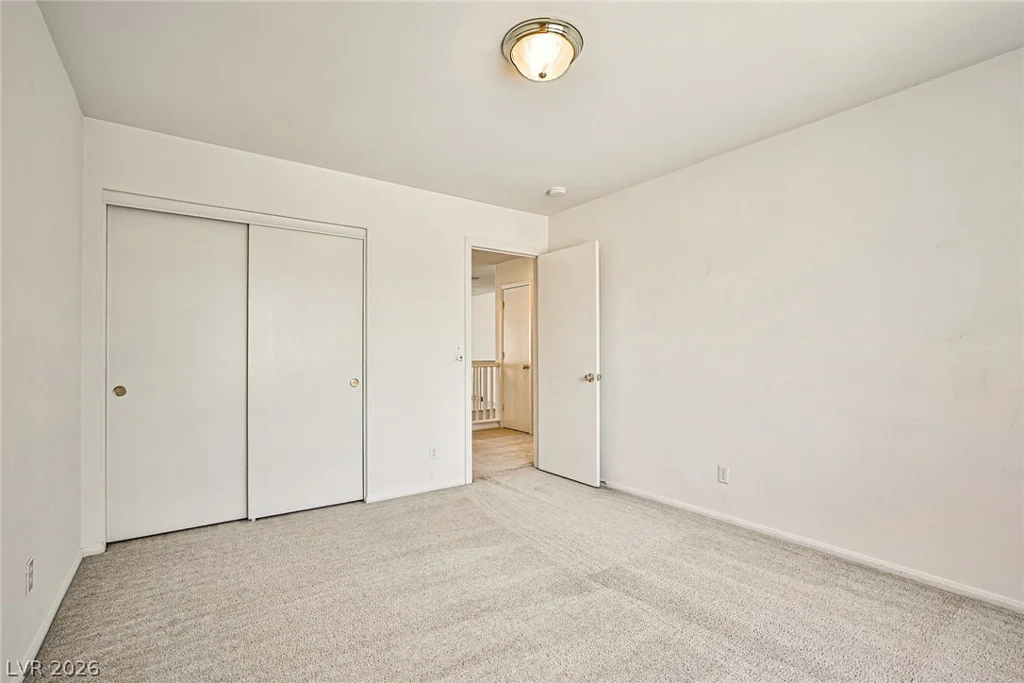 9931 Oriole Crest, Las Vegas, NV 89117