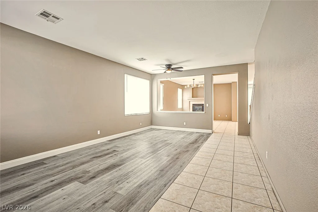 9931 Oriole Crest, Las Vegas, NV 89117