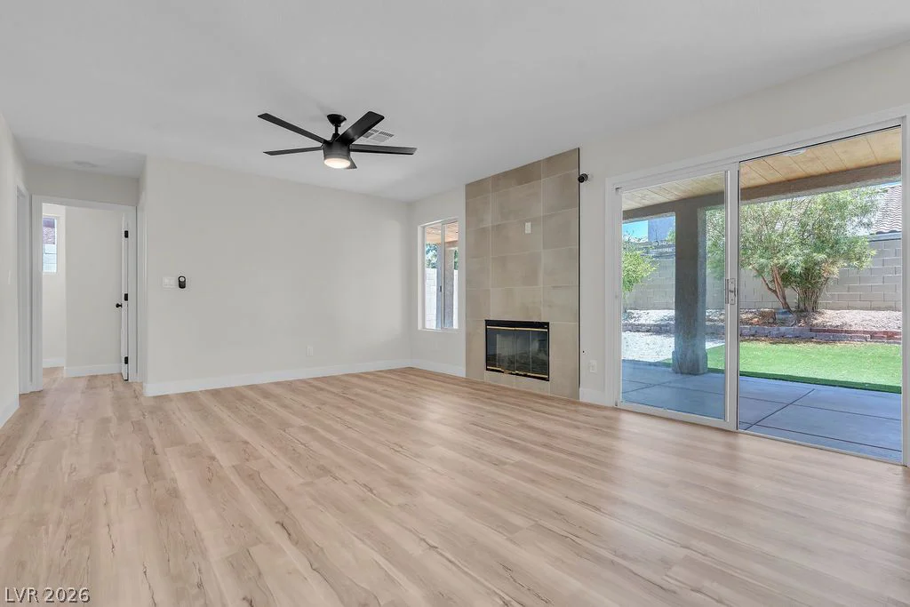 2060 Fallsburg, Henderson, NV 89002