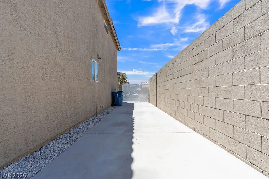 2060 Fallsburg, Henderson, NV 89002
