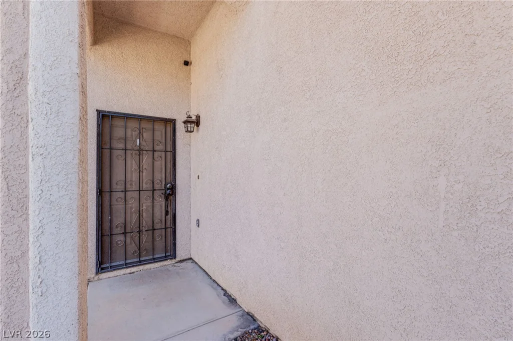8812 Meisenheimer, Las Vegas, NV 89143