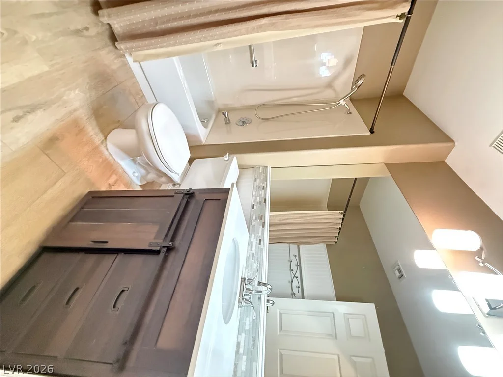 3101 Ravenshoe, Las Vegas, NV 89134