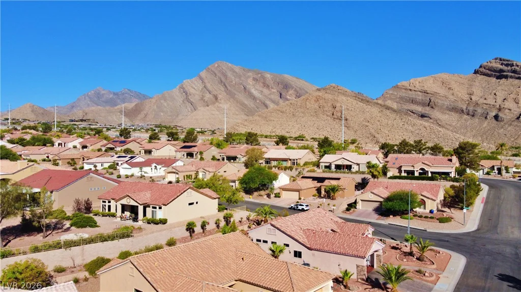 3101 Ravenshoe, Las Vegas, NV 89134