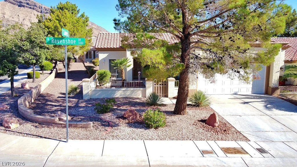 3101 Ravenshoe, Las Vegas, NV 89134