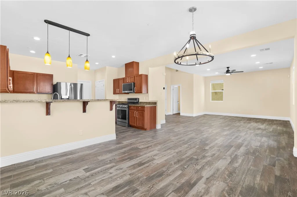 948 Crescent Falls, Henderson, NV 89011