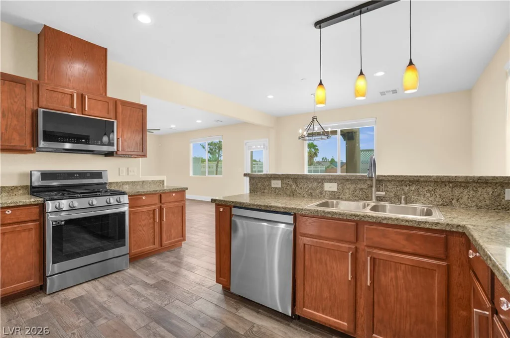 948 Crescent Falls, Henderson, NV 89011