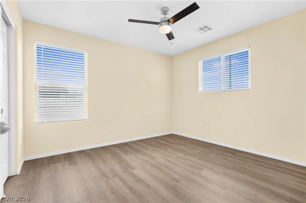 948 Crescent Falls, Henderson, NV 89011