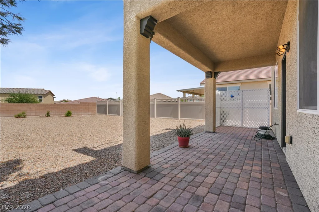 948 Crescent Falls, Henderson, NV 89011