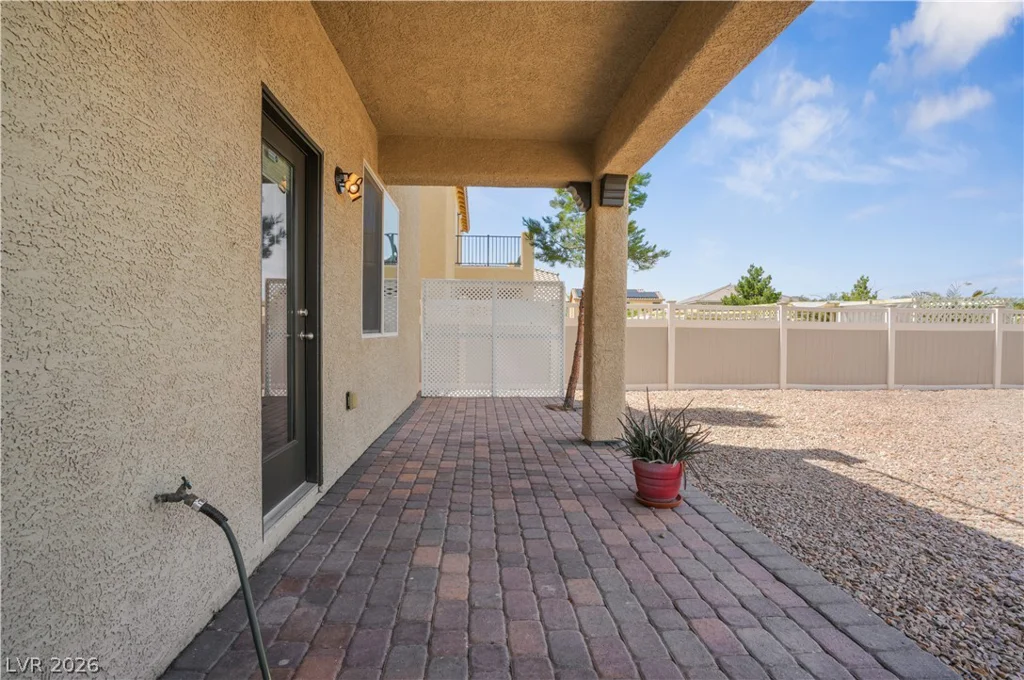948 Crescent Falls, Henderson, NV 89011