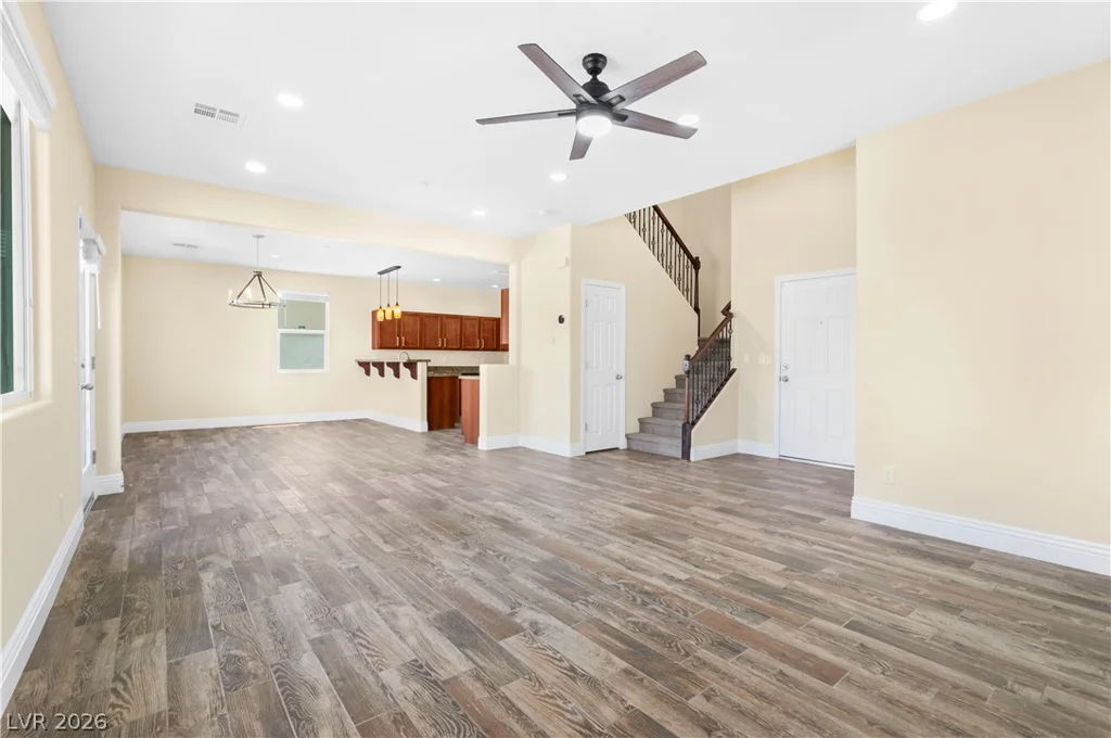 948 Crescent Falls, Henderson, NV 89011