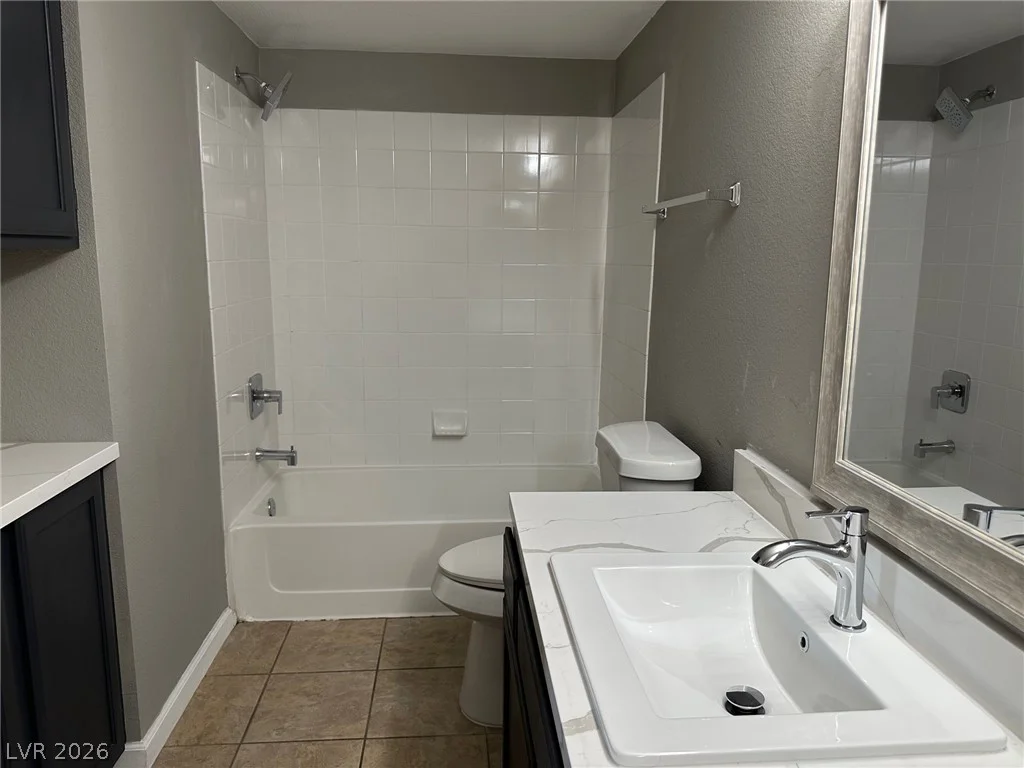 6650 Warm Springs, Las Vegas, NV 89118