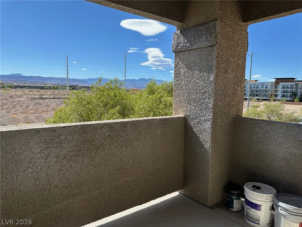 6650 Warm Springs, Las Vegas, NV 89118