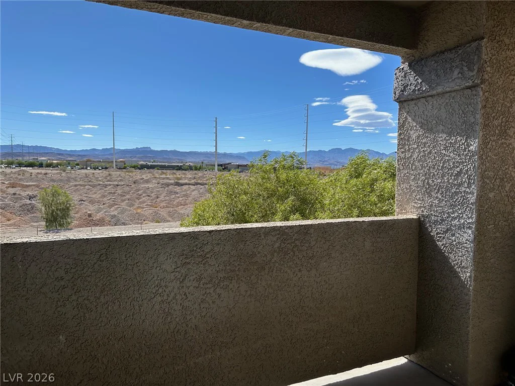 6650 Warm Springs, Las Vegas, NV 89118