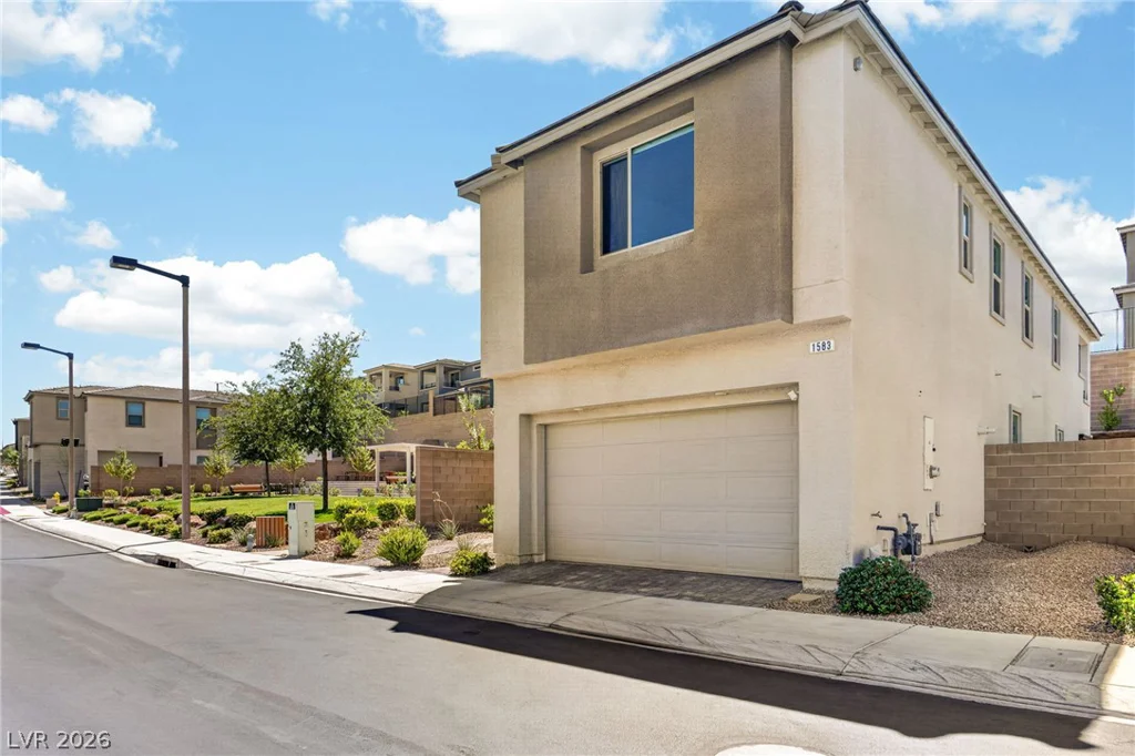 1583 Pacific Baza, Las Vegas, NV 89138