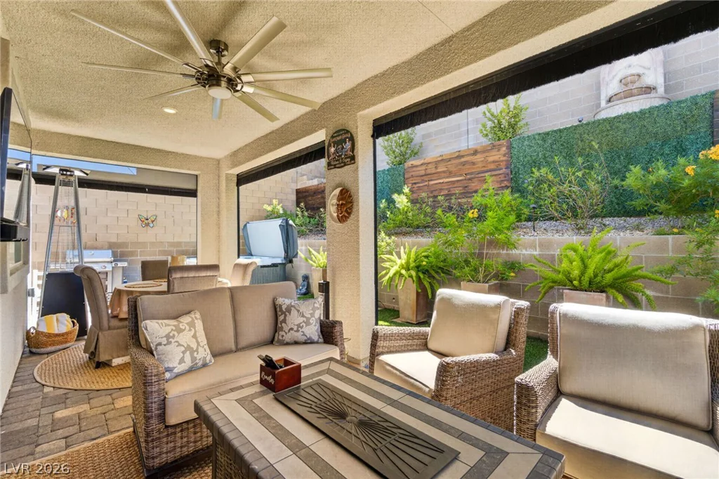 1583 Pacific Baza, Las Vegas, NV 89138