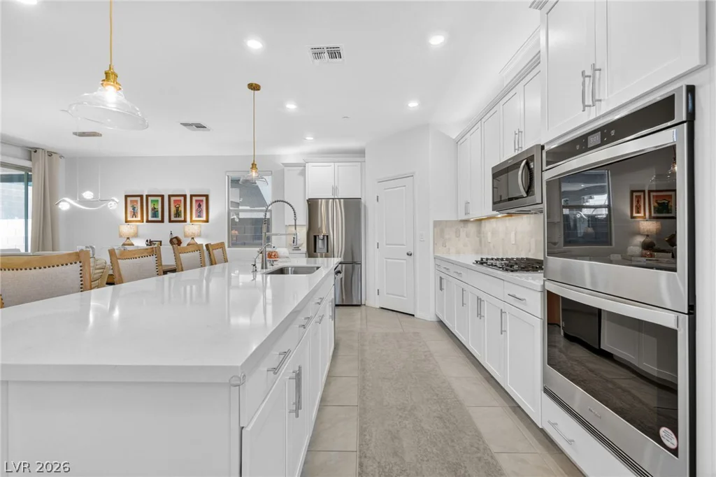 1583 Pacific Baza, Las Vegas, NV 89138
