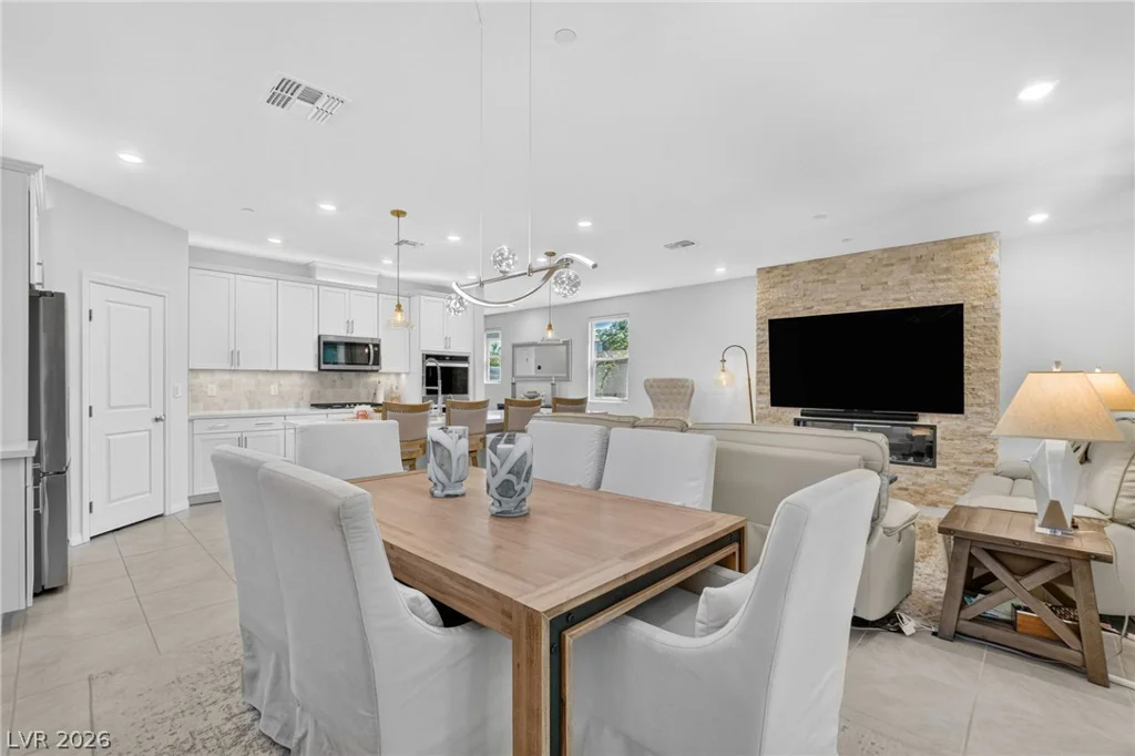 1583 Pacific Baza, Las Vegas, NV 89138