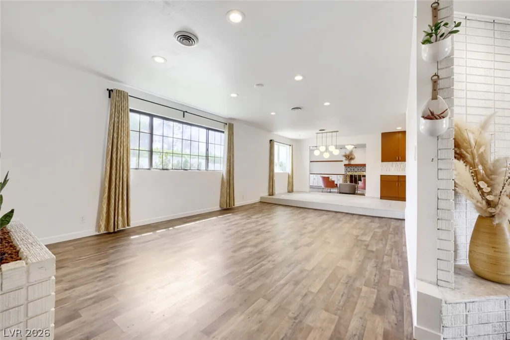1620 15th, Las Vegas, NV 89104